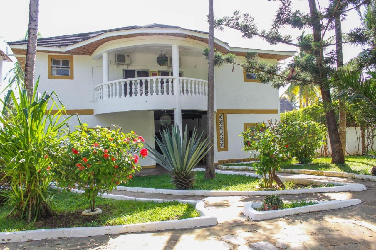 Tichi Villas - Playa de Diani Exterior foto